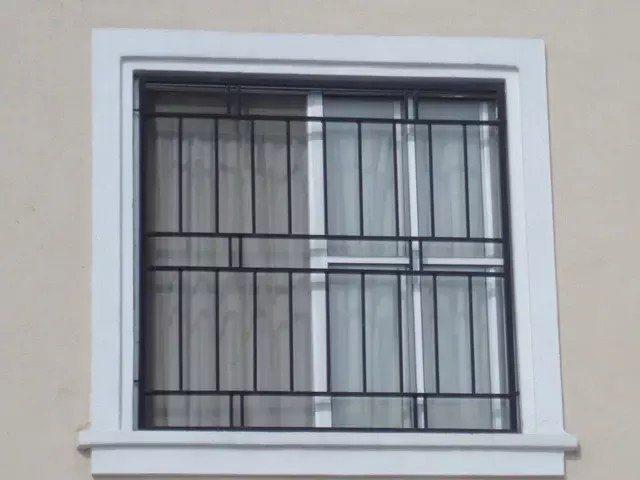 حفاظ پنجره کلاسیک
