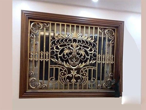 حفاظ پنجره فلزی نرده ای