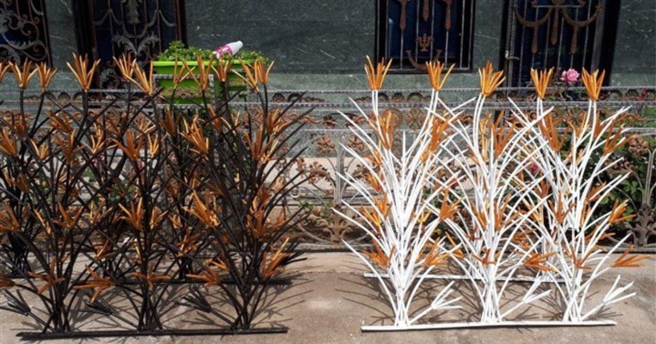 حفاظ لیلیوم سفید طلایی مشکی