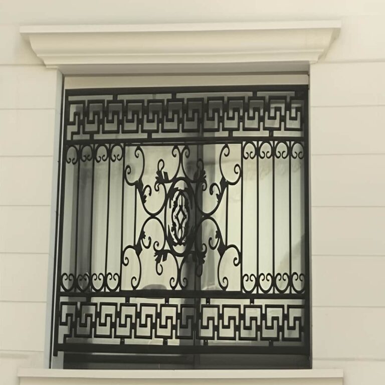 حفاظ پنجره ورساچه