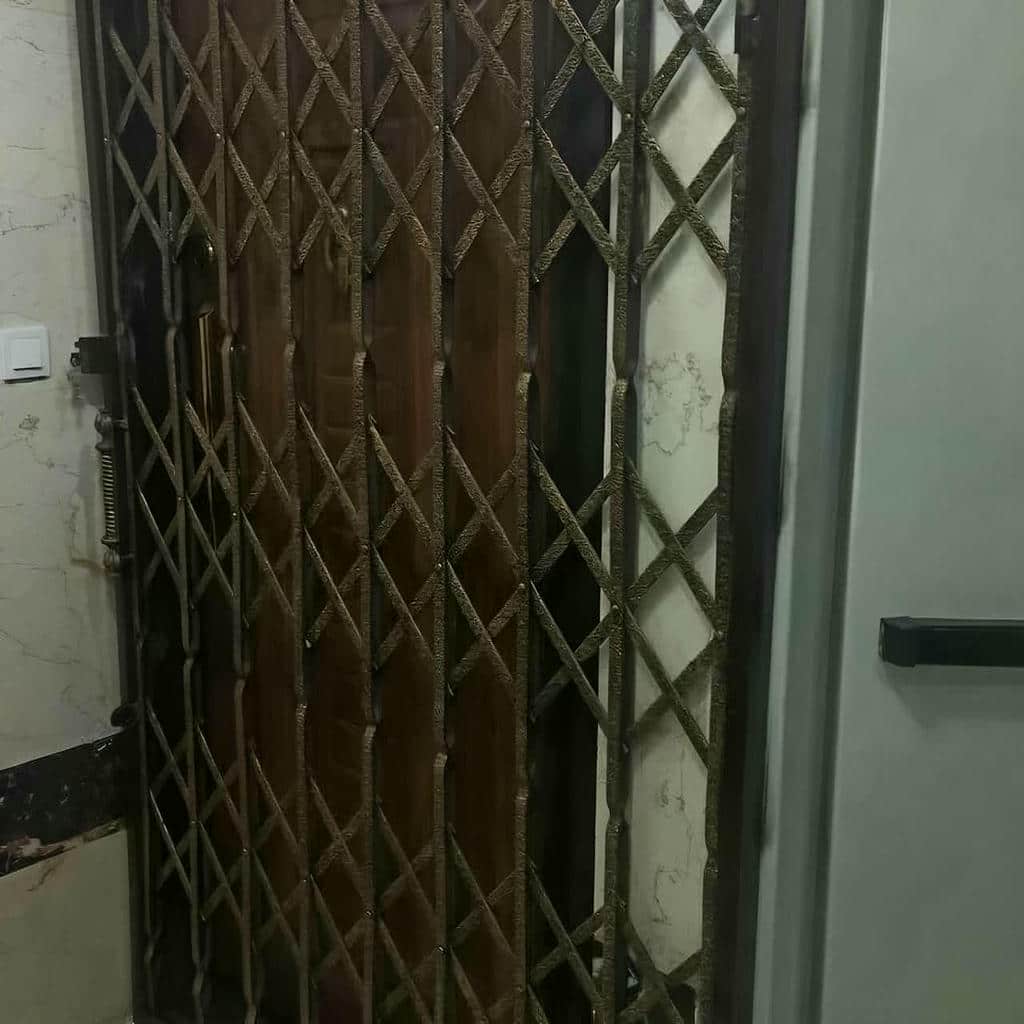 accordion-door-protection-apartment-cw حفاظ آکاردئونی ضد سرقت امنیتی