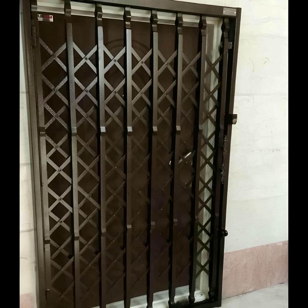 راهنمای جامع خرید درب آکاردئونی ضد سرقت