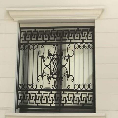 حفاظ پنجره ورساچه