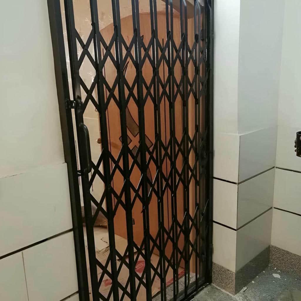 خرید درب آکاردئونی ساختمان ضدسرقت در ساوه