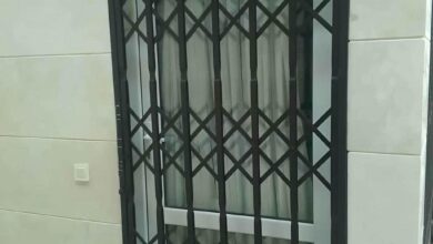درب آکاردئونی ساختمان در شهرکرد