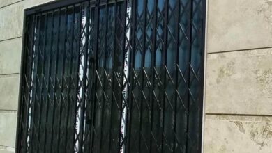 درب آکاردئونی ساختمان در بومهن