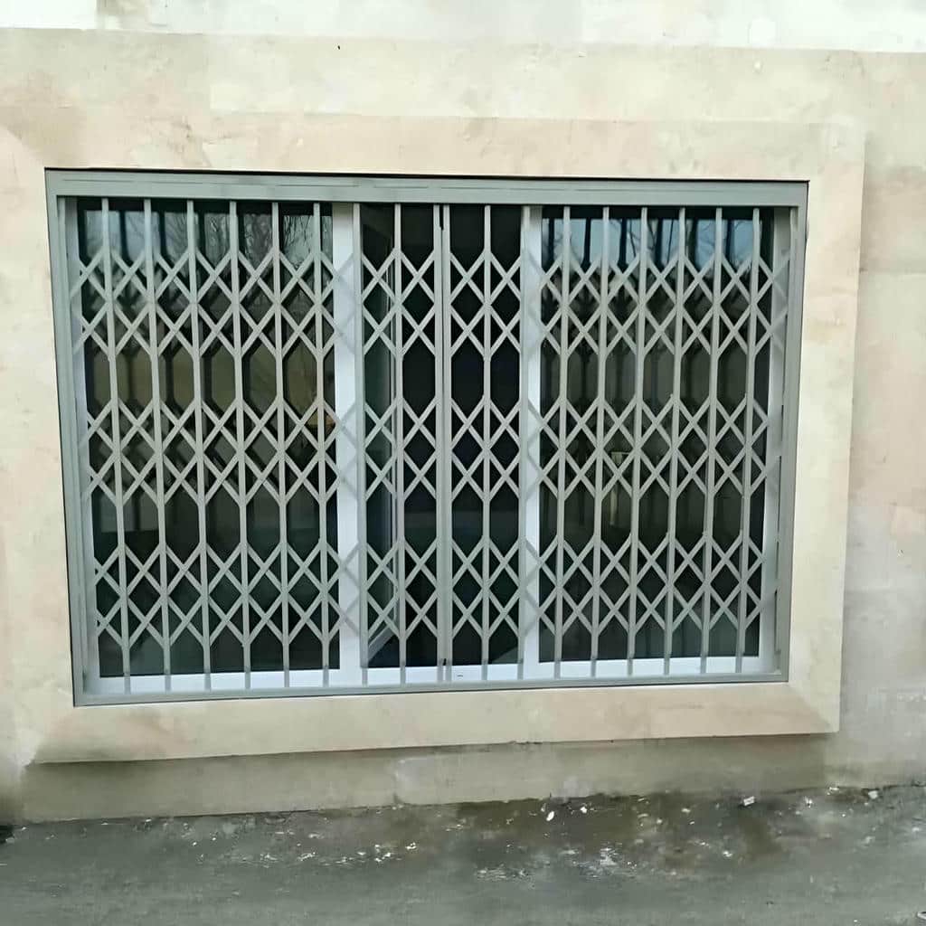 خرید درب آکاردئونی ساختمان طرح مدرن در خرم آباد