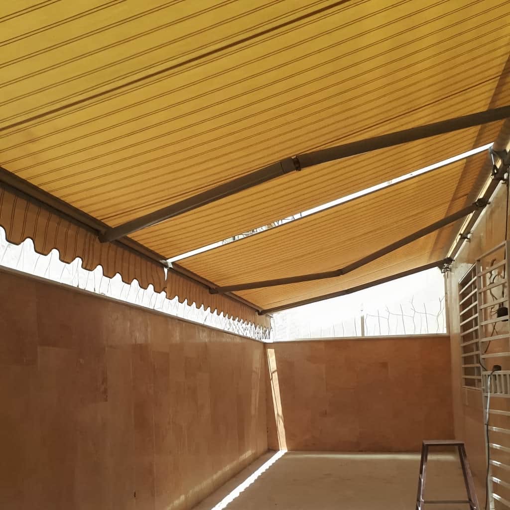 قیمت سایبان برقی کنترلی ضدآب در یزد