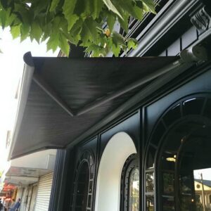 سایبان برقی کنترلی در بندرعباس