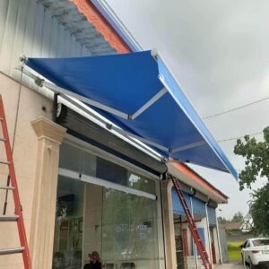 سایبان برقی کنترلی در کیش