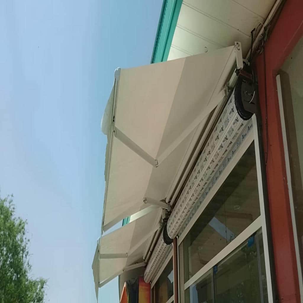 خرید سایبان برقی کنترلی بازویی در فشم