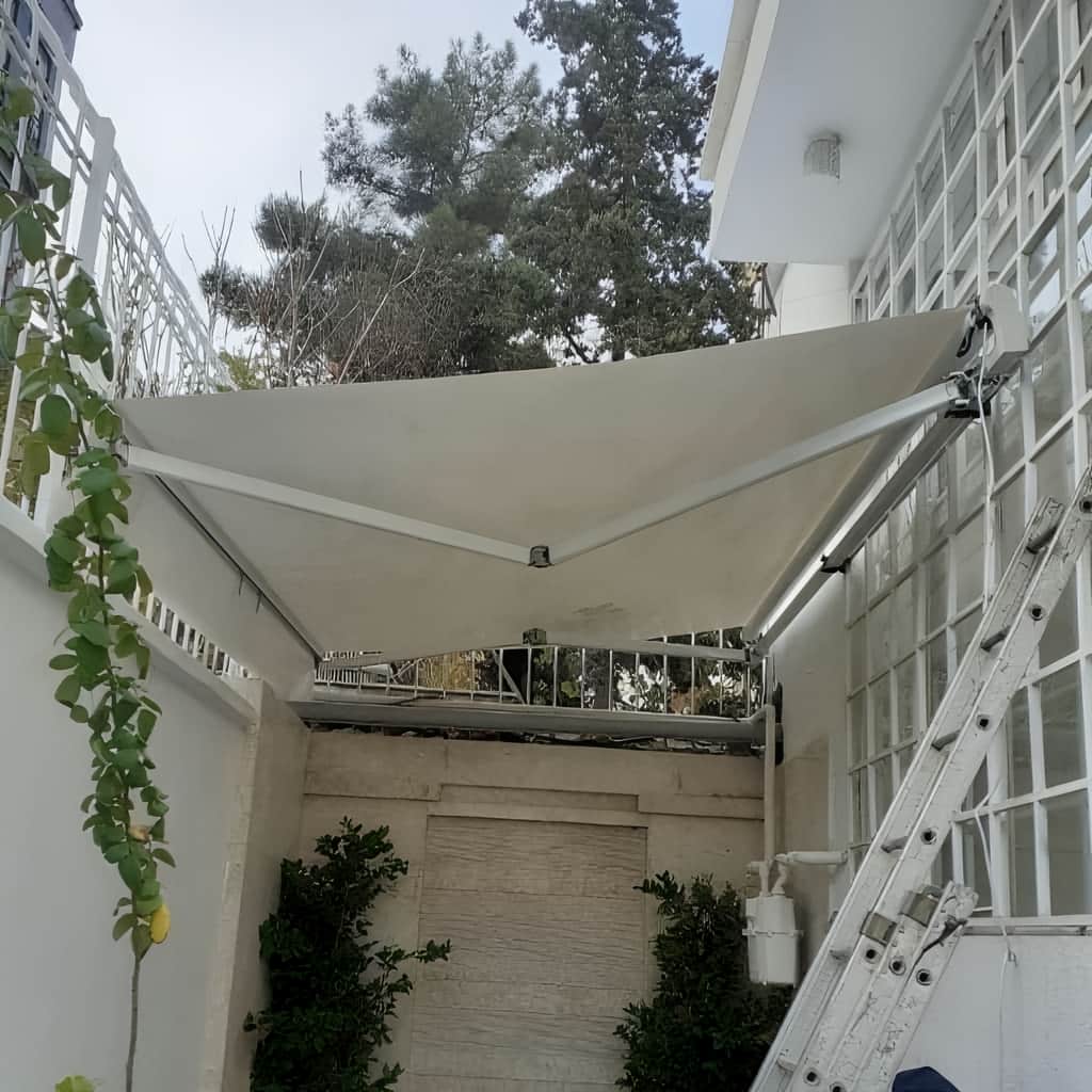 سایبان برقی کنترلی در فشم