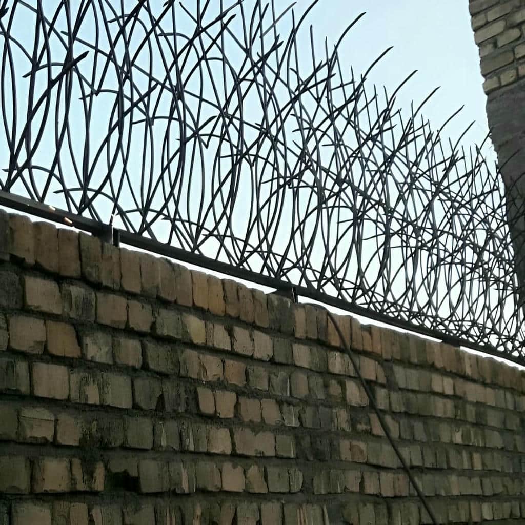 قیمت حفاظ شاخ گوزنی دیوار ساختمان در سیرجان