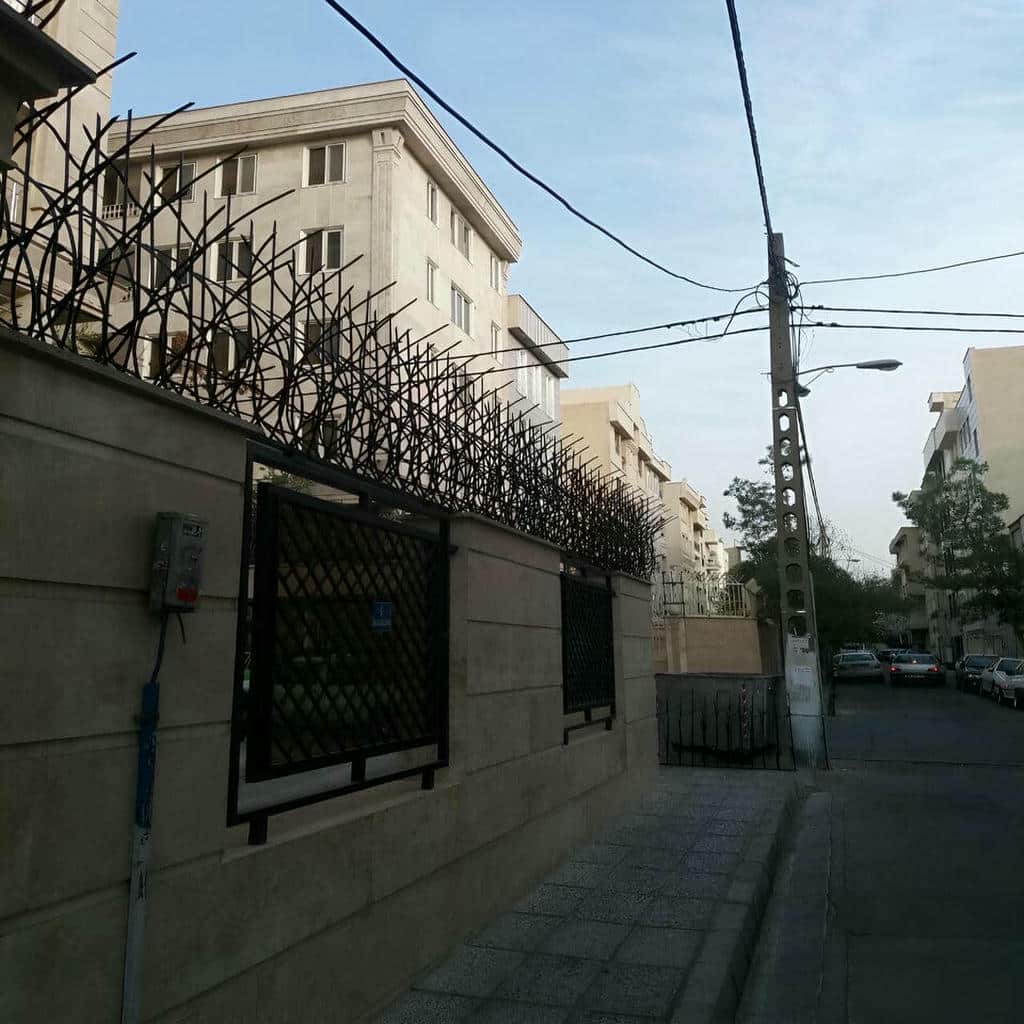 نصب حفاظ شاخ گوزنی رنگ ضدزنگ در رفسنجان