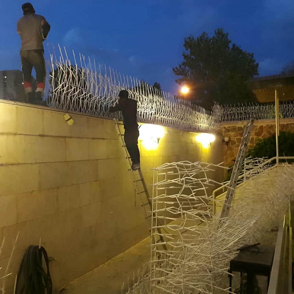 نصب حفاظ شاخ گوزنی ضدزنگ صنعتی در بندر لنگه