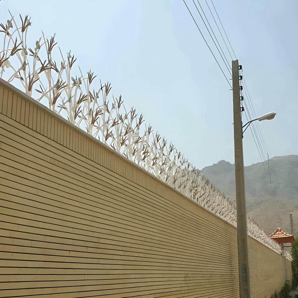نصب حفاظ شاخ گوزنی رنگ کوره ای در عظیمیه کرج