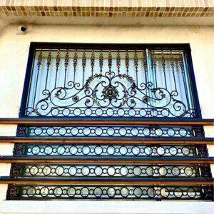 حفاظ پنجره لوکس در بندر دیلم