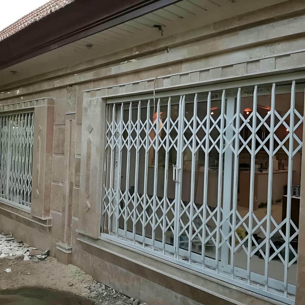 حفاظ پنجره نرده لوکس در اشتهارد