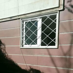حفاظ پنجره لوکس در بندر چابهار