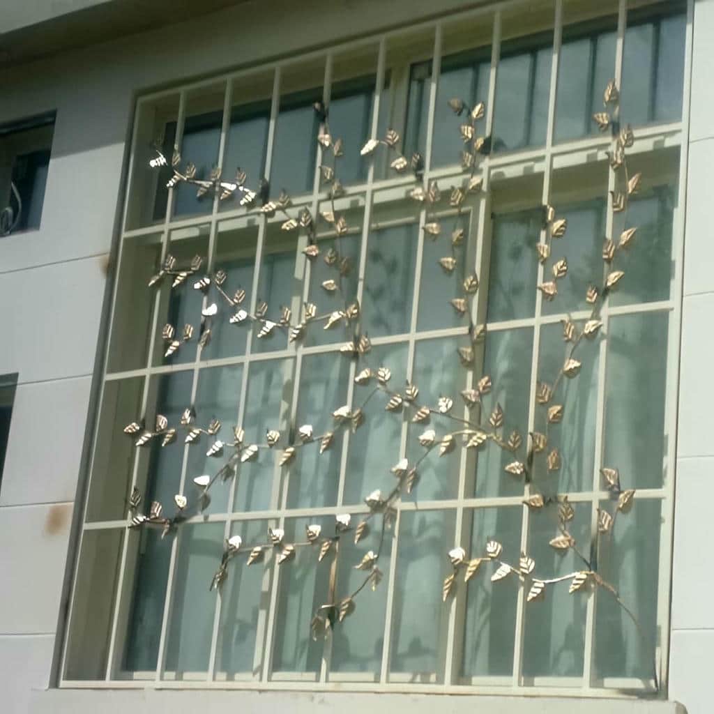 نصب حفاظ پنجره نرده لوکس رنگ صنعتی در سیرجان