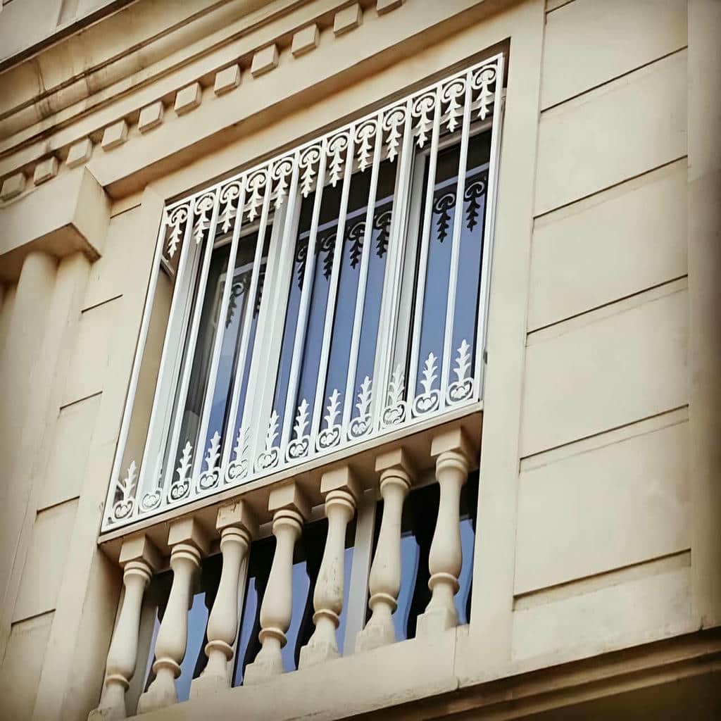 نصب حفاظ پنجره نرده لوکس بازشو در کردان