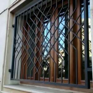 حفاظ پنجره نرده لوکس در کردان