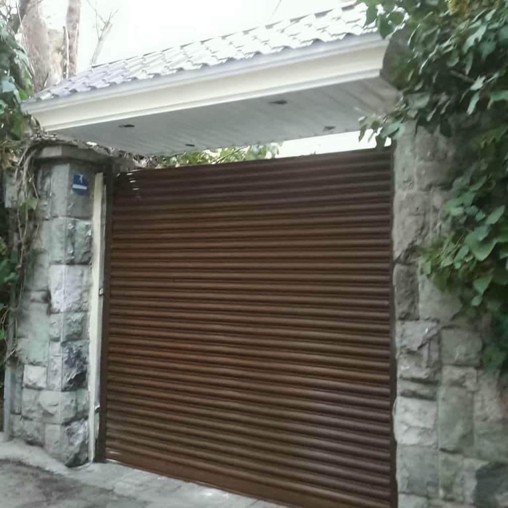نصب کرکره برقی ساختمان پارکینگ در باغ عباس‌آباد