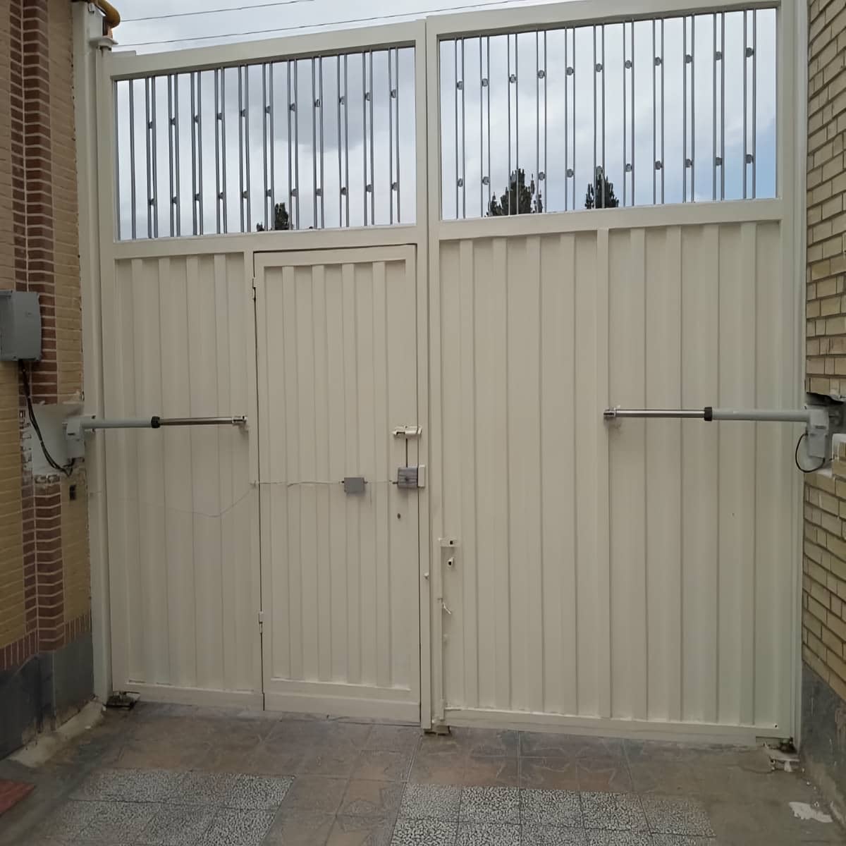 جک پارکینگ در سقز