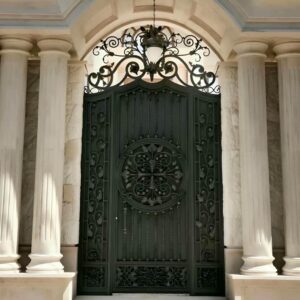 درب حیاط فرفورژه در یاسوج