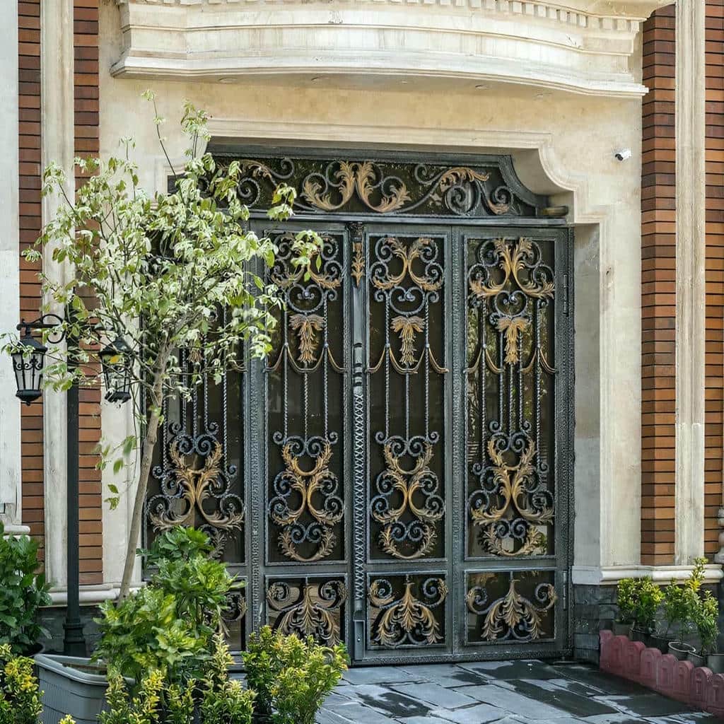 خرید درب حیاط فرفورژه سفارشی در قائمشهر
