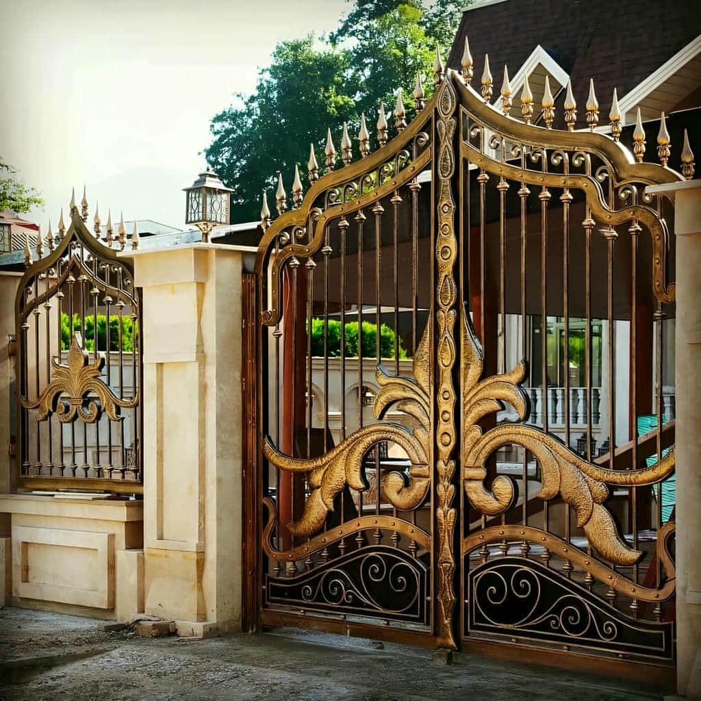 نصب درب حیاط فرفورژه رنگ باکیفیت در نوشهر