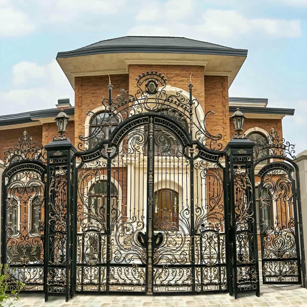 خرید درب حیاط فرفورژه ویلایی در پرند