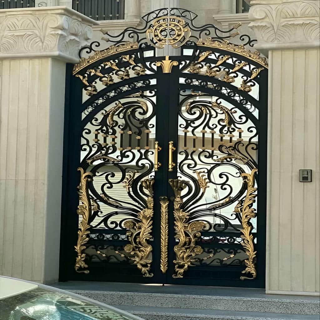 خرید درب حیاط فرفورژه ویلایی در بومهن