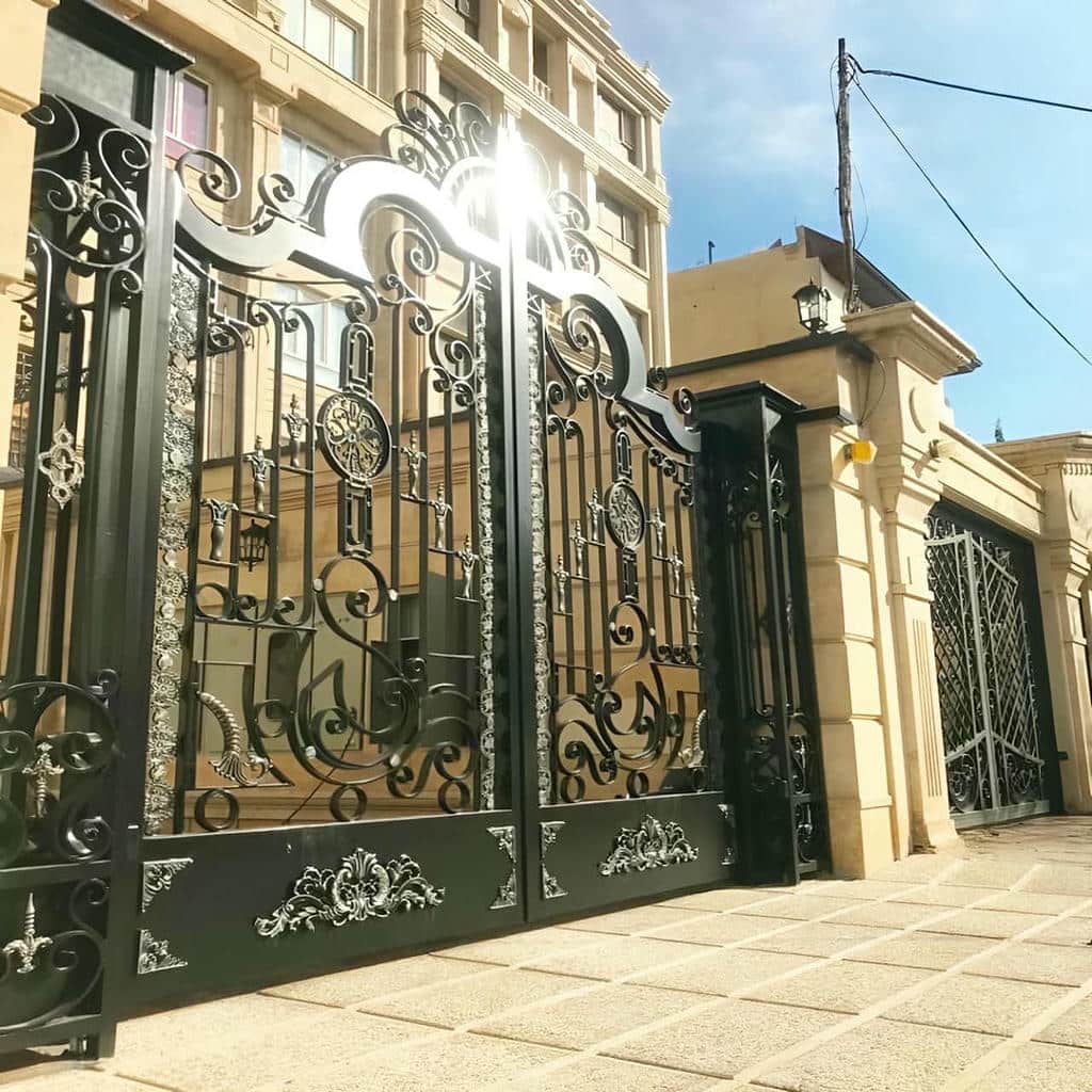 خرید درب حیاط فرفورژه سفارشی در تهران