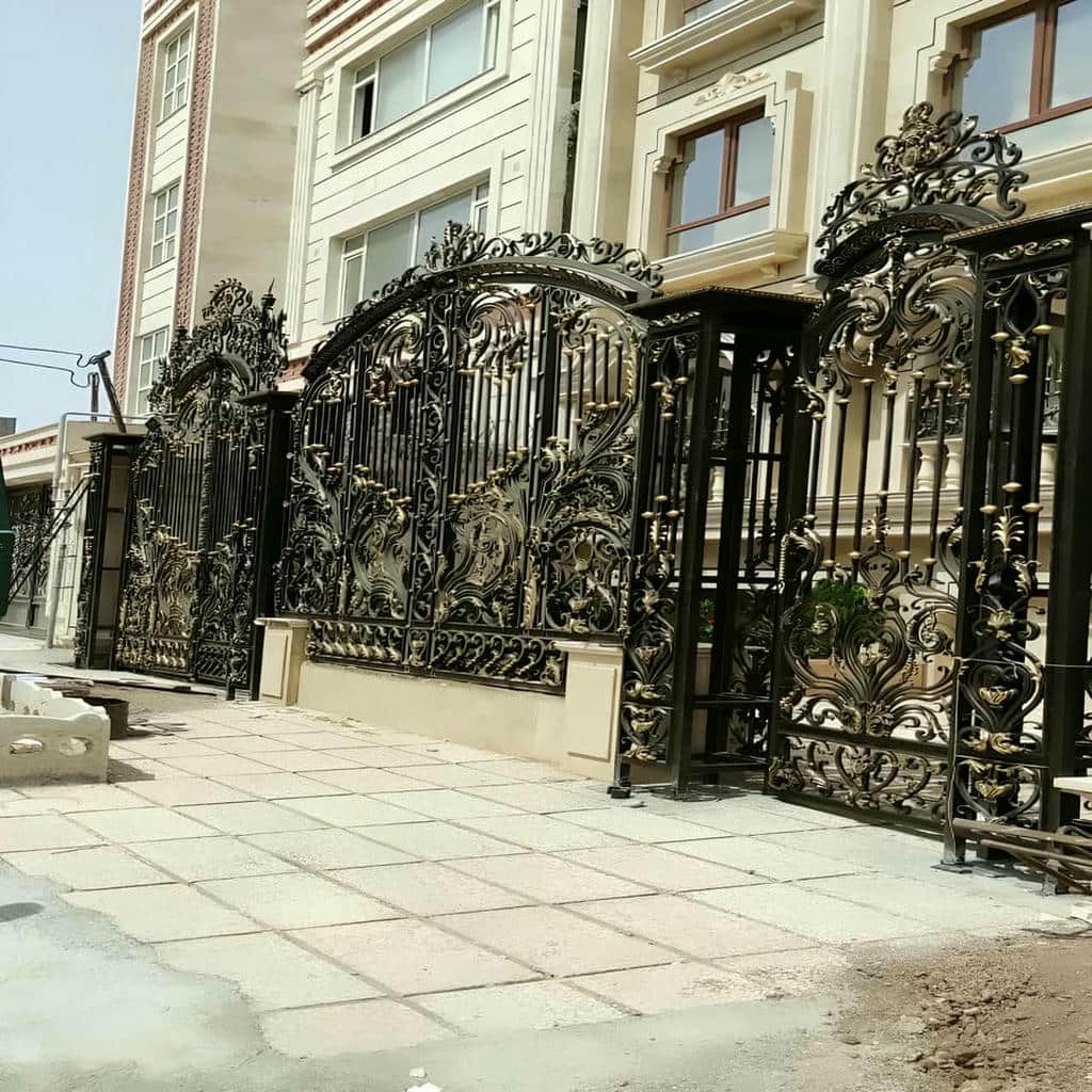 کارخانه درب حیاط فرفورژه رنگی در استان خوزستان