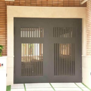 درب حیاط فرفورژه در اصفهان