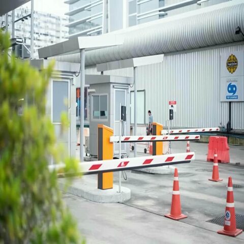 راهبند بازویی مجتمع مسکونی پرتردد