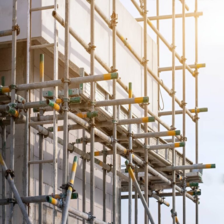 داربست ورزشگاه، زمین ورزشی و رویدادهای محلی