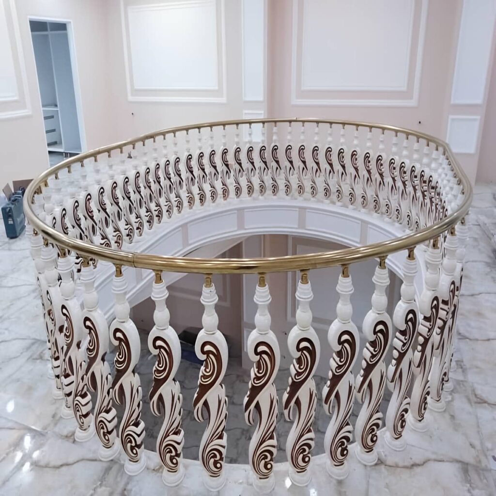 سفارش اجرای نرده استیل با اندازه‌گیری دقیق