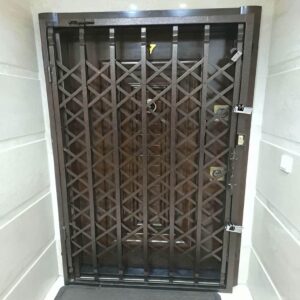 عوامل اثرگذار بر قیمت درب آکاردئونی