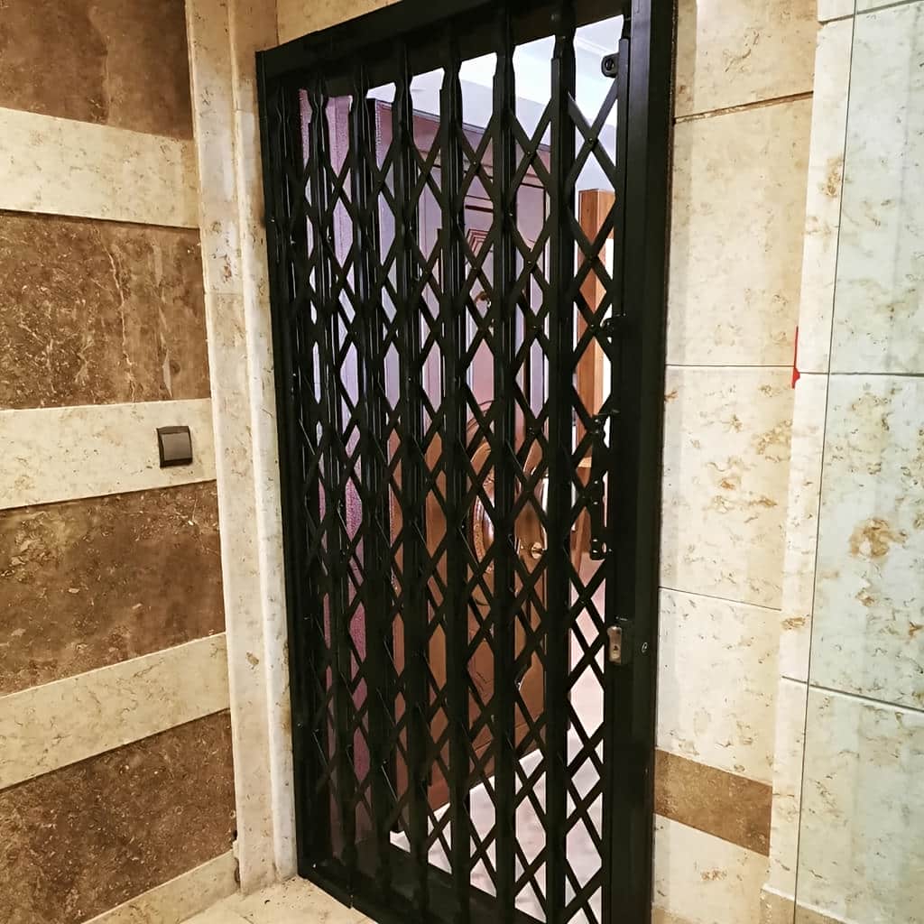 فروش درب آکاردئونی پنج گل دوبل تقویت‌شده