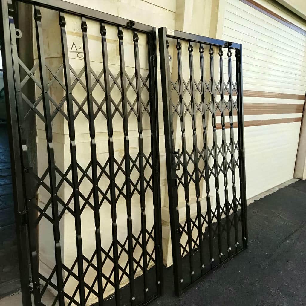 سفارش درب آکاردئونی برای واحد اداری پرتردد