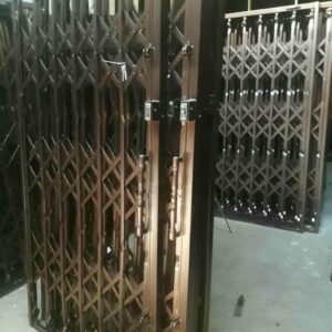 12 طرح درب آکاردئونی ضد سرقت آپارتمان