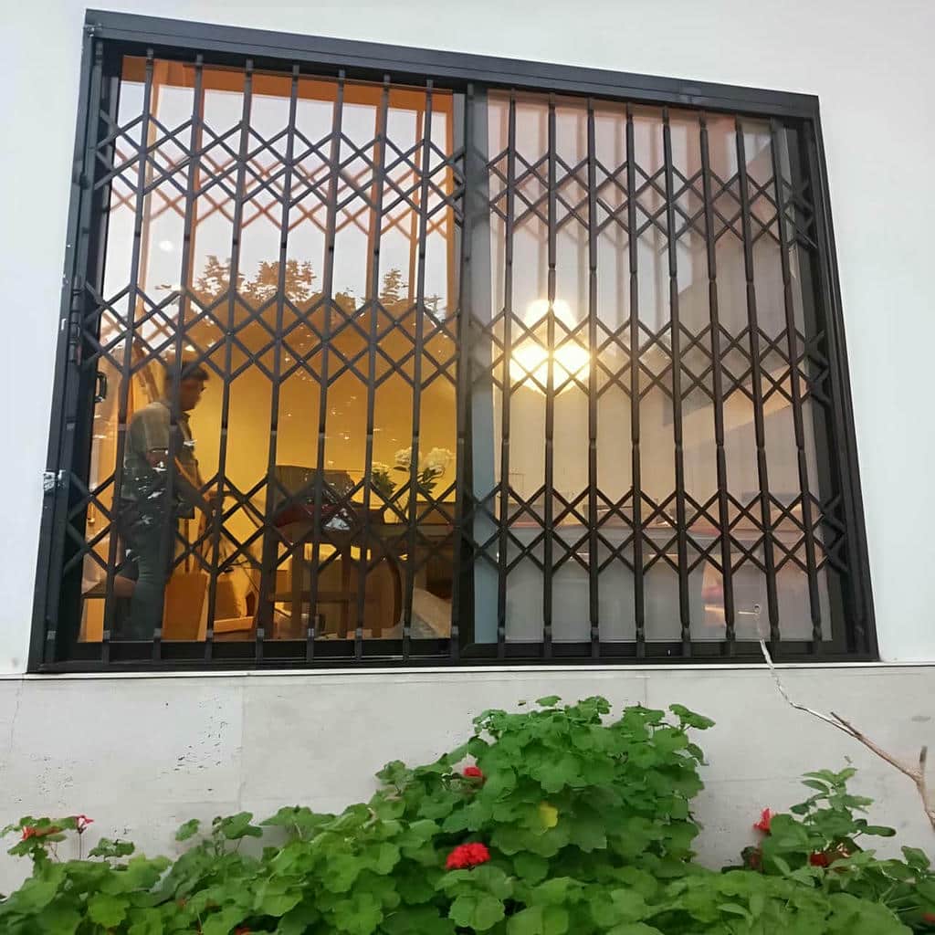 مشاوره انتخاب درب ریلی آکاردئونی کم جا