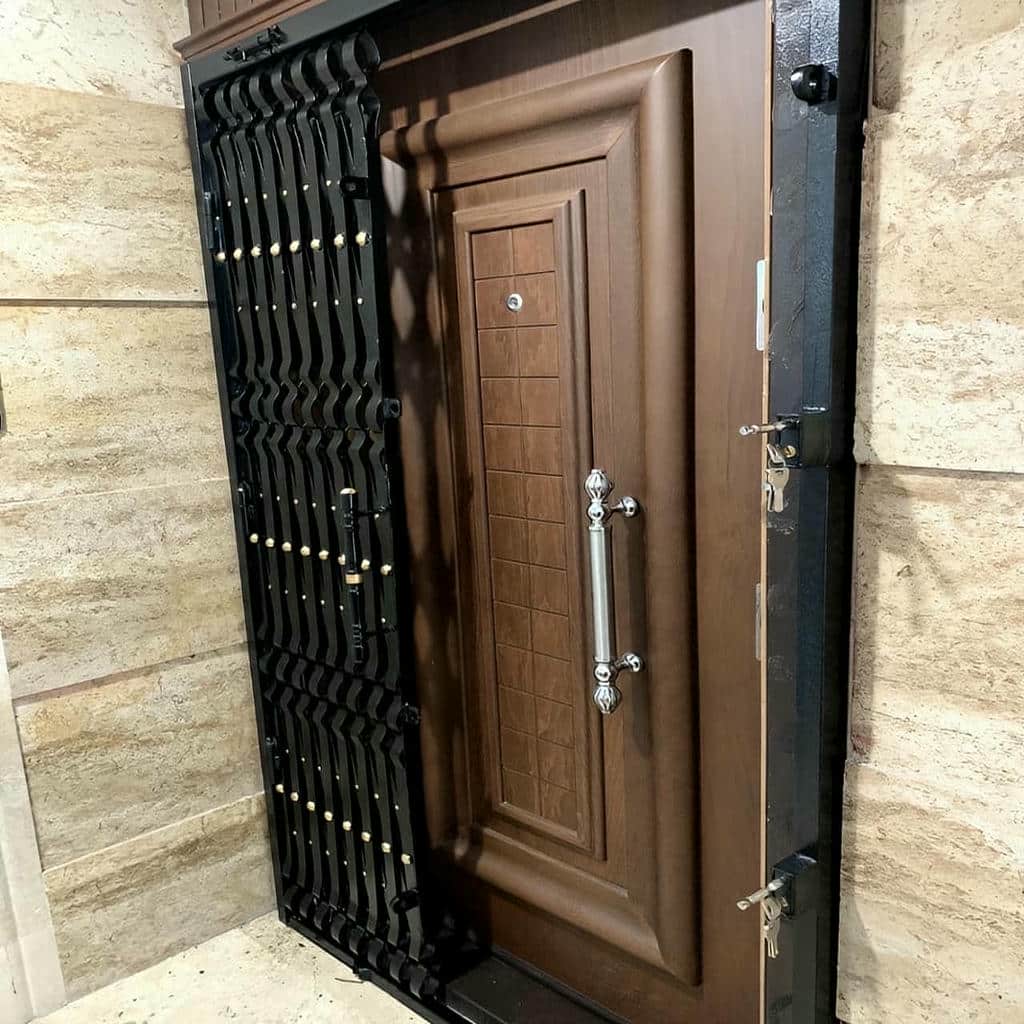 ساخت درب ریلی آکاردئونی کم جا تسمه پهن