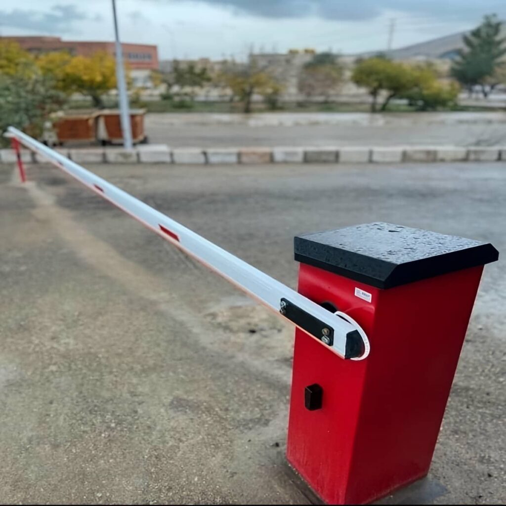 نصب راهبند سریع مسیر پرتردد با فتوسل