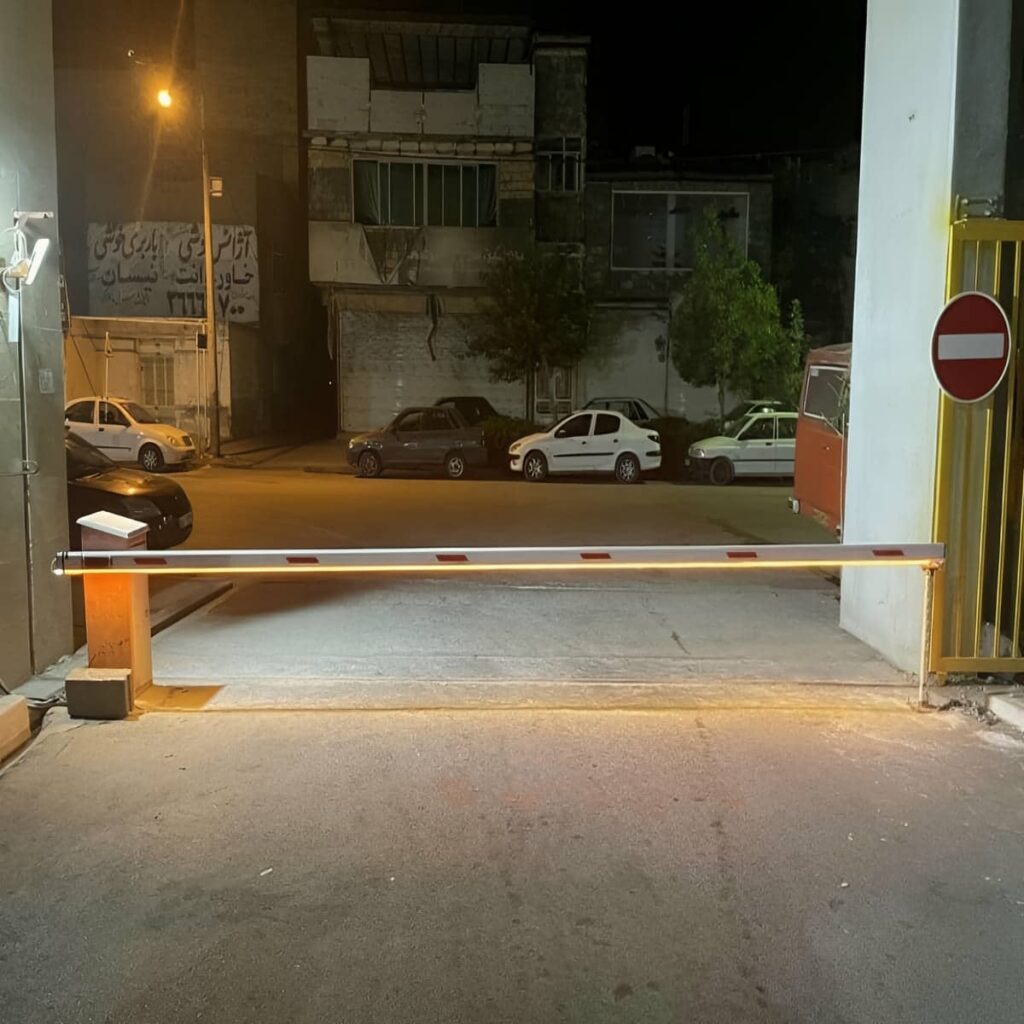 نصب راهبند بازویی LED دار شبانه با فتوسل و لوپ