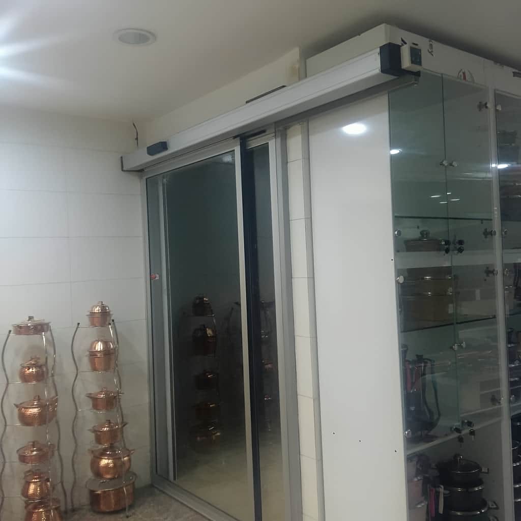 12 طرح درب اتوماتیک شیشه ای ورودی ساختمان اداری