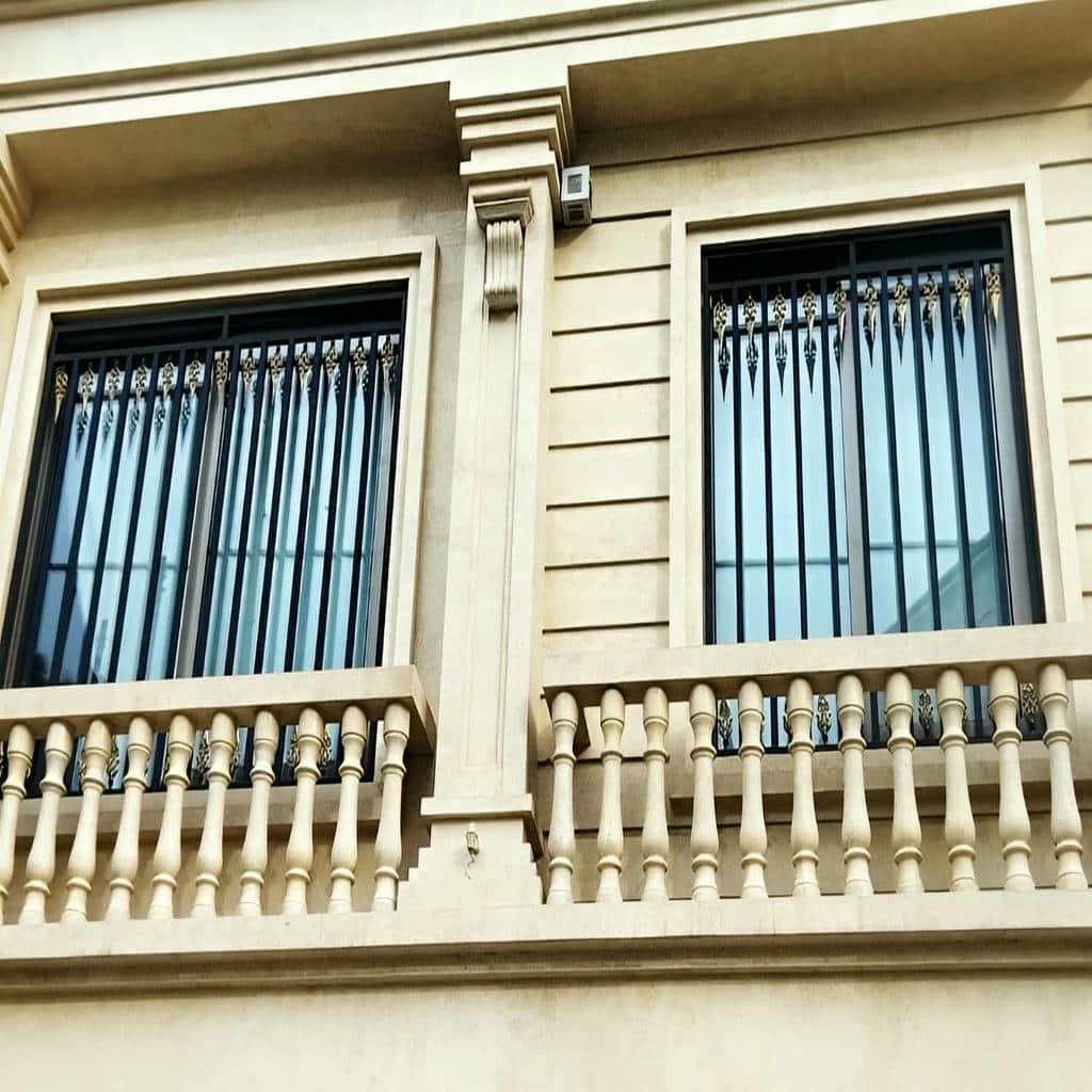 خدمات اندازه‌گیری حفاظ پنجره بالکن