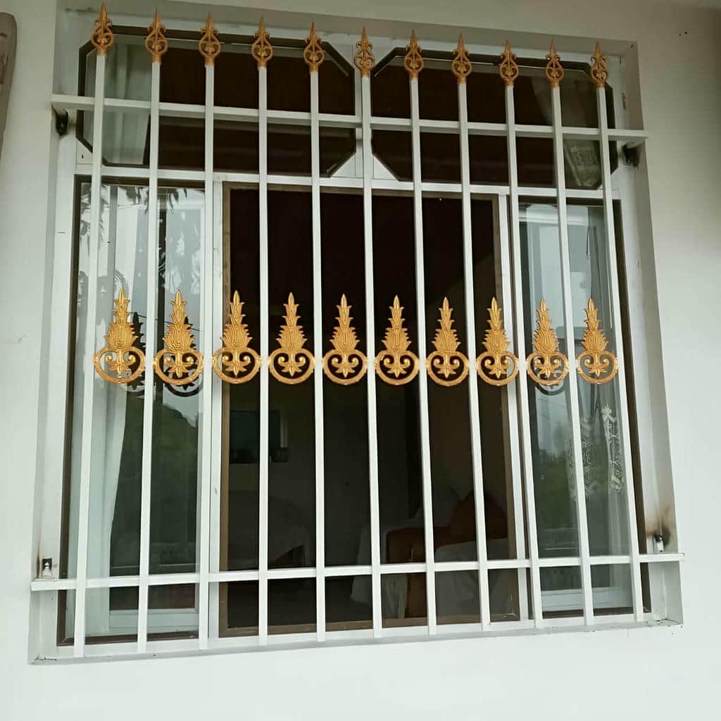 سفارش حفاظ پنجره بالکن مدل عمودی